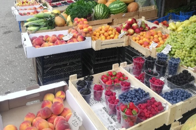 Магазины и кафе